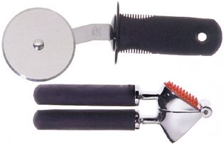 Oxo Good Grips Garlic Press Pizza Wheel Set