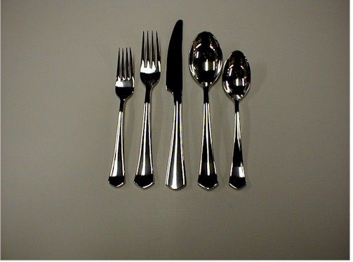 International Bella 44 piece set